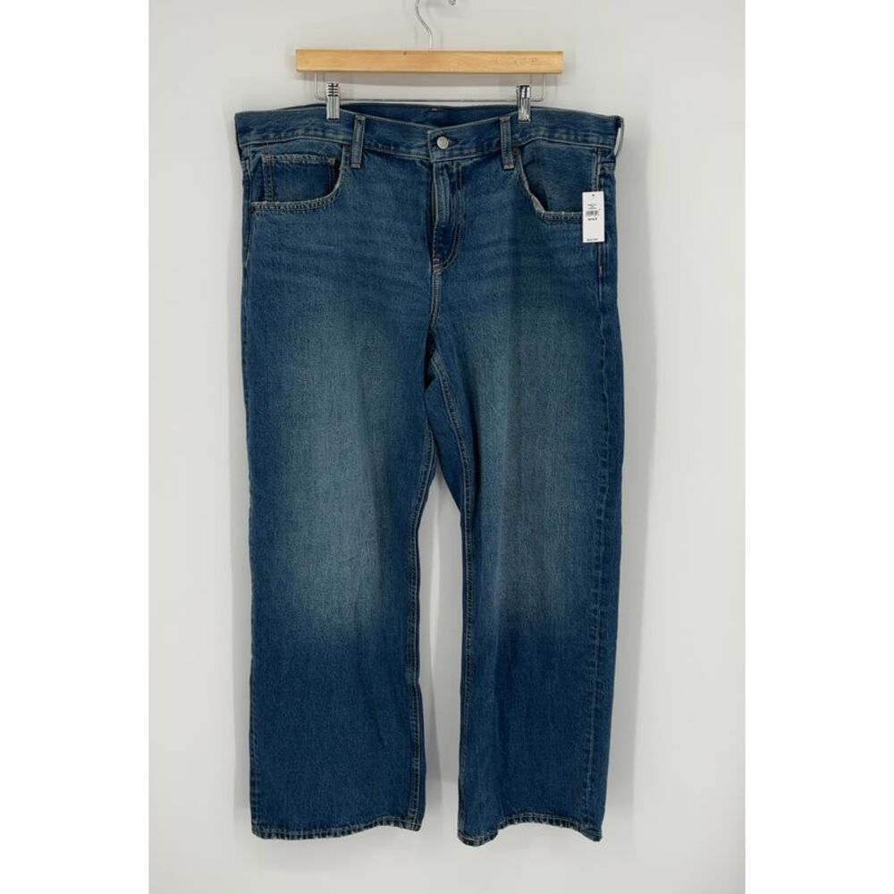 GAP Low Rise Loose Jean